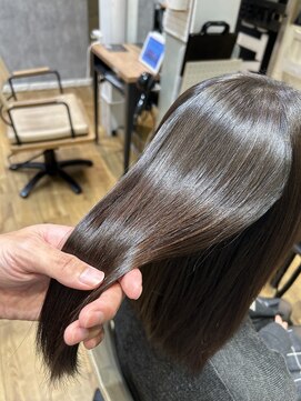 リバティーエル 勝どき店(LIBERTY-L) 髪質改善ストレート/美髪ストレート/縮毛矯正/髪質改善