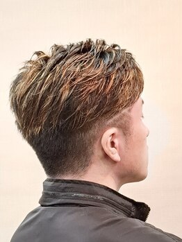 パンプキンの写真/カット＋眉カット＋低刺激カラー￥7920～！毎月メンテナンスに通えるお手頃な価格帯が嬉しい！