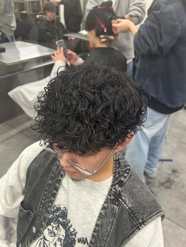 フィフスワン(fifth one) ハイライト/マッシュパーマ/ウルフ/アッシュブラック