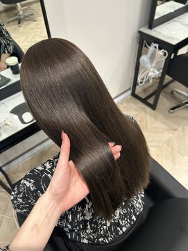 シェノン フェム 名古屋 名駅店(CHAINON×FeM#) 赤みなしオリーブ/名古屋/髪質改善/レイヤーカット