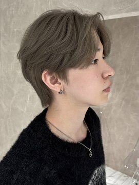 コモダ 神戸三宮(comoda) オリーブグレージュ