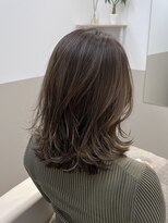 ソエル(Soell)&nbsp;神戸三宮元町 レイヤーカット 髪質改善 ボブ オリーブベージュ