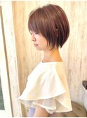 ショートボブ