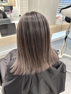 ヘアスペース リズム グリーン(Hair space Rizm green) ミルクティーバレイヤージュ