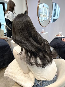 レア 表参道(L'ea) くびれヘアアプリコットオレンジ夏ヘアハイライトカラー