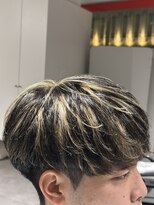 オーシャントーキョー 神戸(OCEAN TOKYO KOBE)&nbsp;ハイライト刈り上げマッシュ