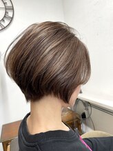 ルーモ(lumo)&nbsp;☆ウェイトコントロールで作る前下がりグラデーションボブ☆