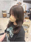 顔周りカット/オリーブグレージュ