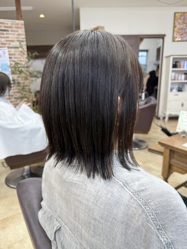 トップスタイル リッチ 軽やか外ハネスタイル