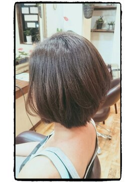 リン ヘアファクトリー アンド アイラッシュサロン(RIN) 大人女子♪エレガントボブ