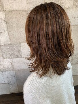 オンリエド ヘアデザイン(ONLIed Hair Design) 【ONLIed】くびれミディ×オリーブベージュ