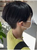 "美暗髪"ハンサムショート