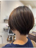 梳きすぎない大人ショートボブ