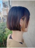 【マノハル スタイル】ミニボブ×イヤリングカラー