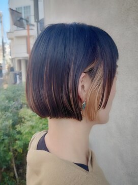 マノハル(MANOHARU) 【マノハル スタイル】ミニボブ×イヤリングカラー
