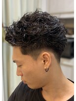 ミリオンバックス 御徒町店(Million Backs)&nbsp;リバースパーマ<理容室>[メンズ/眉毛/バーバー/御徒町]