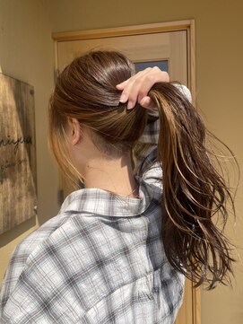 ミュー(miyuu) 結んでも超可愛い！！ベージュインナーカラー