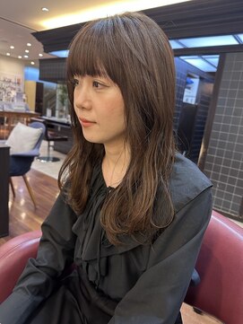 ルッカヨドヤバシ(RUCCA yodoyabashi) グレージュカラー重ためバング【伊藤拓哉】