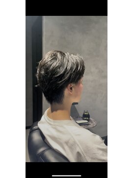 ミスタープラット(Mr.PLAT) 毛流れショートスタイル