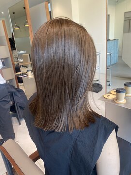 ローレンアオ(LOREN AO) オリーブカラー/ベージュカラー/透明感カラー/ぷつっとカット