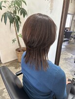 ヴィップルーム(viproom)&nbsp;ツヤ髪スタイルブルージュマッシュウルフイヤリングカラー