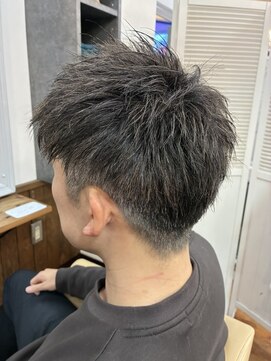 トゥエンティーフォー 和泉店(24) 刈り上げマッシュショート