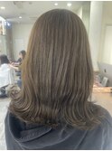 20代30代大人かわいいオリーブベージュナチュラルロブヘアー美肌