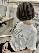 カイノ イオンモール橿原店(KAINO) コントラストハイライトの丸みショートボブ