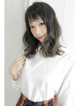 アヴァンティ ヘアーアンドスパ(avanti hair&spa) エアリーウェーブのこなれミディ