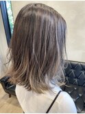 ベージュカラー 極細オフィスハイライト ルートカラー
