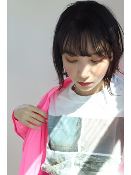 エクリ 麻布十番(equri) くびれミディ　20代30代４０代ひし形、小顔　外ハネ