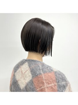 フィア(PHERE) ショートボブ