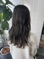 ティティ(TiTi)&nbsp;20.30.40代 マットグレージュカラー 透明感抜群[TiTi_福田りの]