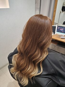 エクラートエール 大宮東口店(ECLART aile) インナーカラー×ミルクティー