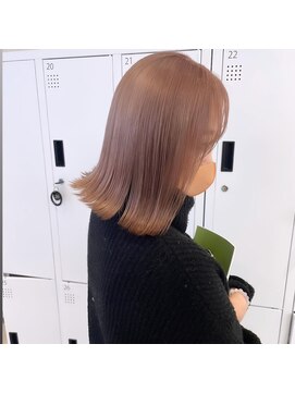 サンド 大阪梅田(sand) ショートボブ/デザインカラー/グレージュカラー[大阪梅田駅]