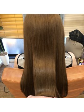 エルムトウキョウ(ELM Tokyo) 艶髪ベージュ