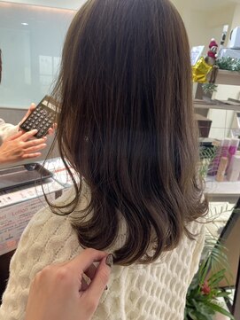 ソワンドゥ ブレス カルム 西中島店(soin de brace calme) オリーブベージュ