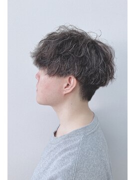 ブリリオ(BRILLIO) ナチュラルパーマ（ハイライト仕上げ）