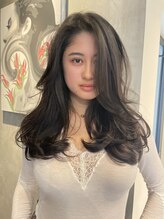 ブルックス レイヤーカット　ロングヘア　顔まわりカット　かきあげ前髪