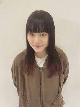 ヘアーコンセプト アイアイオ(HAIR CONCEPT iio) グラデーションカラー×レイヤーカット