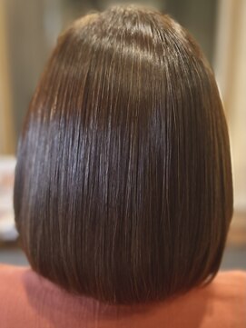 ヴィアス(VIAS) ミディアムボブ