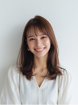 e.m.a プレミアムビューティーサロン 栄駅店(e.m.a PREMIUM BEAUTY SALON) レイヤーカット/イメチェン/外ハネボブ/美髪/ワイドバング/髪型