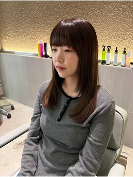 ヨキ(yoki.) レイヤーカット×艶ブラウン【髪質改善】