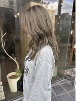 ニコリヘアワークス(nicori hair works)&nbsp;ロング×シアーアッシュベージュ2