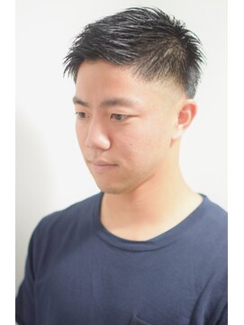 ミエル ヘア 新宿(miel hair) 攻めのスパイキーショート　スキンフェード