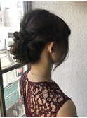 ねじり編み合わせシニヨン　【ヘアセット】