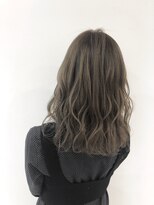 ユーフォリア 青山(Euphoria)&nbsp;シアーなフォギーグレージュ ハイライトカラー 暗髪