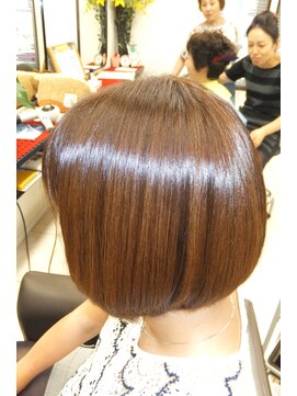 ビューティーサロン タカツカ(TAKATSUKA) 艶髪ショート髪質改善カラー小顔スタイル