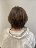 ブラウンベージュ　