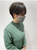 透明感抜群!ブリーチベースの暗めアッシュ